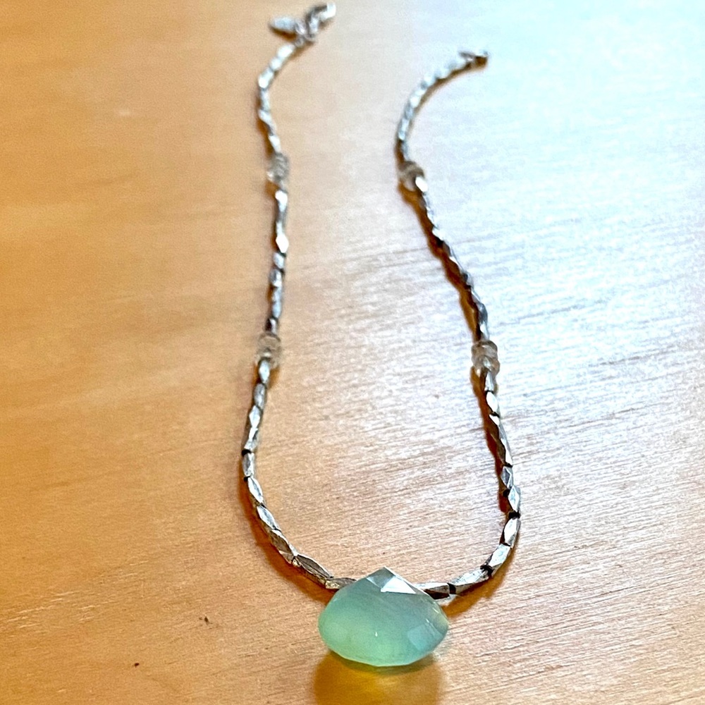 Satya hammered silver & chalcedony necklace